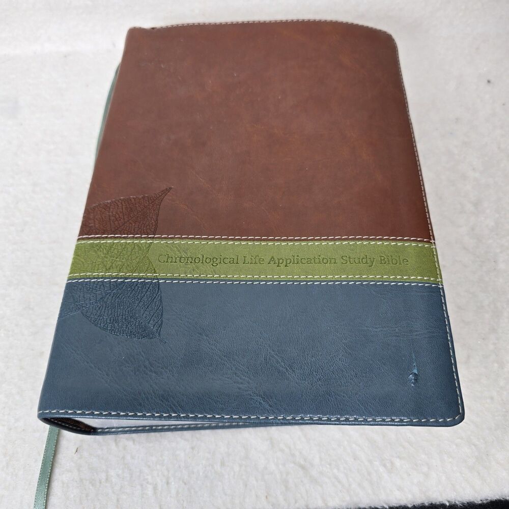 Chronological Life Application Study Bible NLT Brown Green Teal